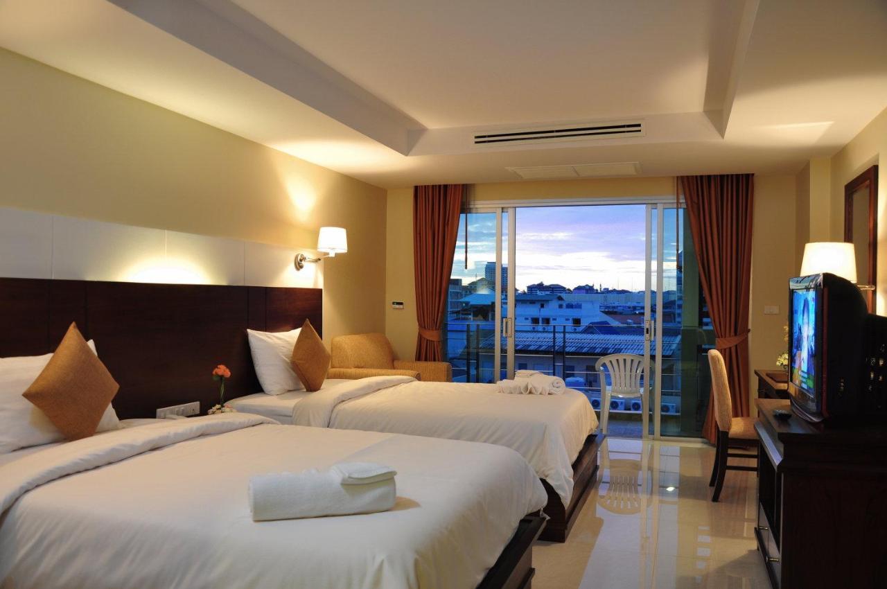 August Suites Pattaya Exteriér fotografie